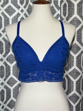 Victoria's Secret Blue padded lacie longline Bralette size large